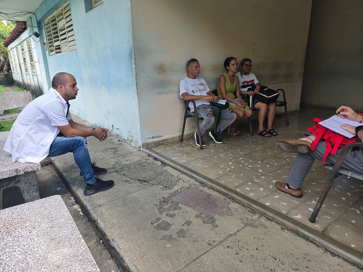 DalianaLob21172's tweet photo. Se visita,  consejo popular de la tinta, municipio maisí. Enfatizando en la situación epidemiológica y evaluando los indicadores del Programa Materno Infantil https://t.co/nPhJmoisHs