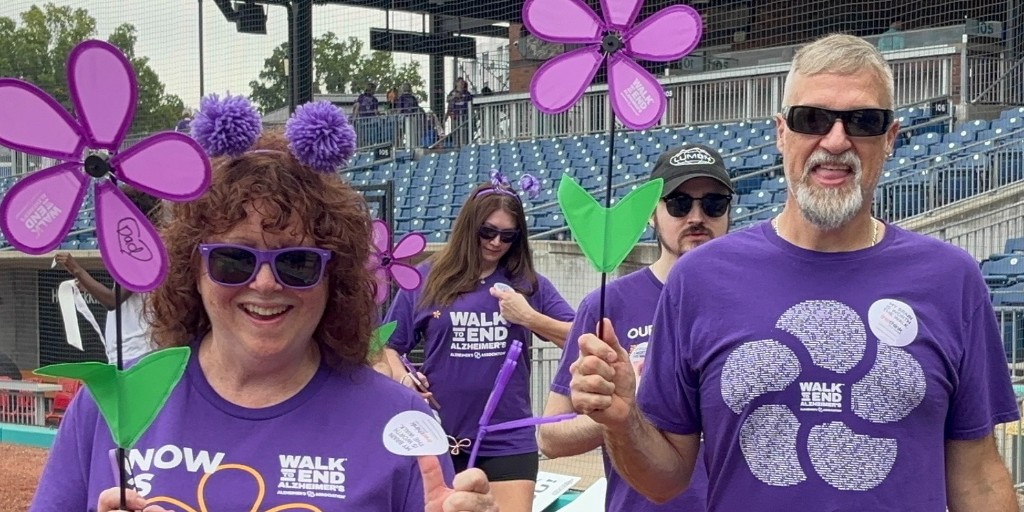 AlzAssocWNC's tweet photo. Western NC, we loved seeing you for #Walk2EndAlz last Saturday!💜 

Over 700 people joined our Asheville, Henderson Co. &amp; Rowan-Cabarrus Walks, raising over $207,000 for Alzheimer's research, care &amp; support. THANK YOU! 

Donate or find an event near you: https://t.co/fn5t7TpHGq https://t.co/rSxAkHBeN1