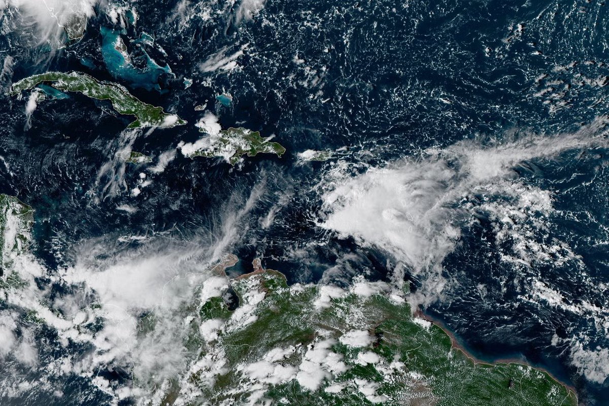 caribbeannewsuk's tweet photo. #STVINCENT: The government shuttered all schools on Tuesday after heavy rains unleashed flooding and landslides across the eastern Caribbean island. https://t.co/0S8PXdvBDK