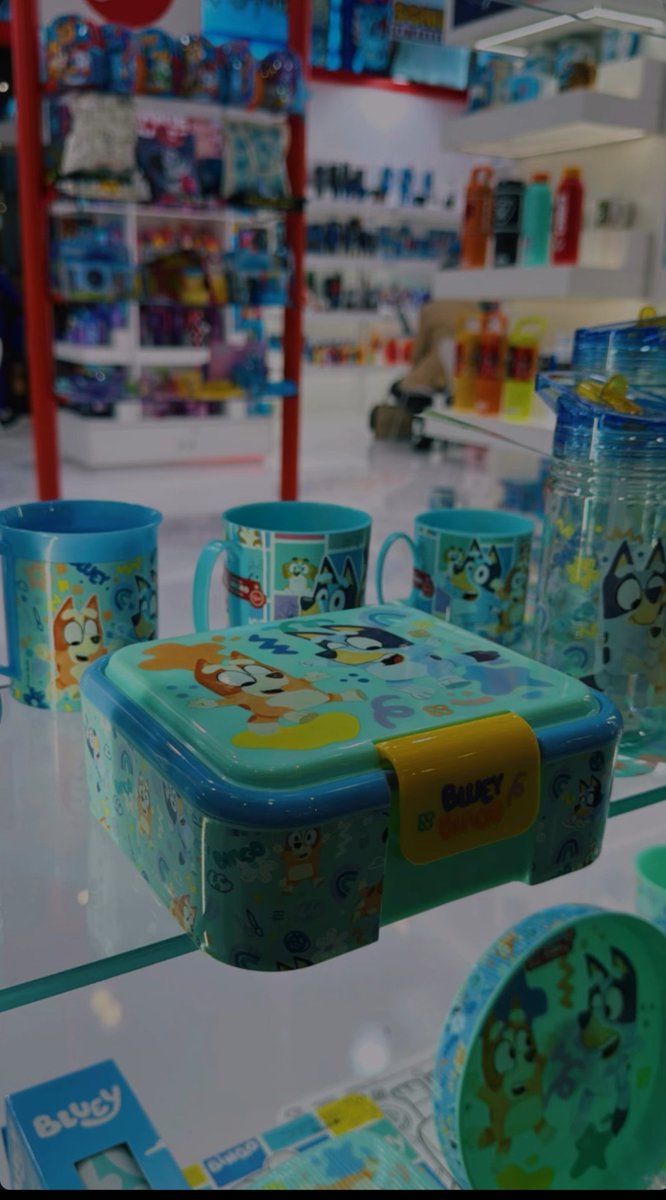 ArzzielMarcena's tweet photo. New Bluey merchandise and The Bluey Movie's cardboard cutouts at the 2026 Brand Licensing Europe
#Bluey #BLE2026 @officialblueytv
Image Credit: David Born on IG https://t.co/5nCpGJohog