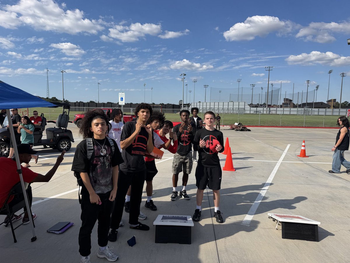LanghamHoops's tweet photo. HOCO parking lot party turnout is great. “Ain’t no party like an LC party.” #PACKPRIDE #LOBONATION #HOCO https://t.co/gWtMhlhyk1