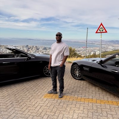 Horicautos's tweet photo. #NewProfilePic https://t.co/UPUImJc0Xo
