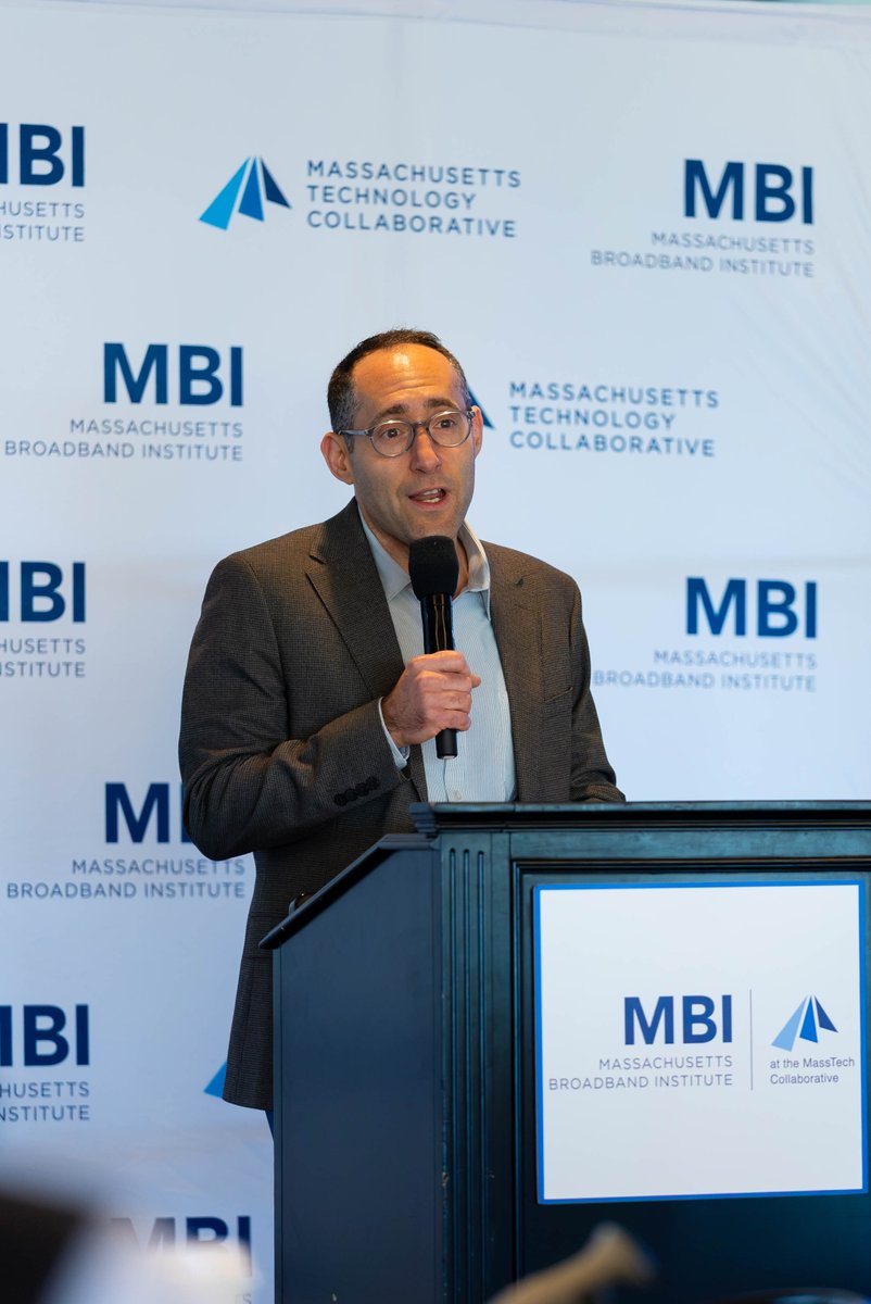 Mass_Tech's tweet photo. Today, MBI celebrated #DigitALL2026 at @PolarPark bringing together leaders from across MA to recognize digital ecosystem leaders, highlight local innovations &amp; discuss broadband access, digital inclusion &amp; supporting communities in the AI era.

#InternetForAll https://t.co/Ql47Y4eXgT