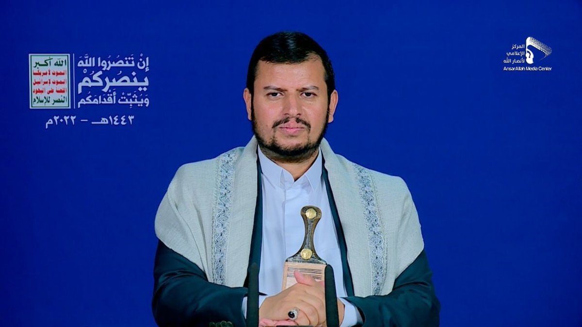 Global_Yemen's tweet photo. صدقوني.. عشرون عامًا وهو يخوض الحروب، وفي كل حرب خاضها كان النصر حليفه.

هذا الرجل قرآني، يجسّد قيم القرآن في هذا الكون، ومن يحارب من يجسد القرآن فهو خاسر لا محالة.

سلام عليك سيدي. https://t.co/8pI6RtqjTc