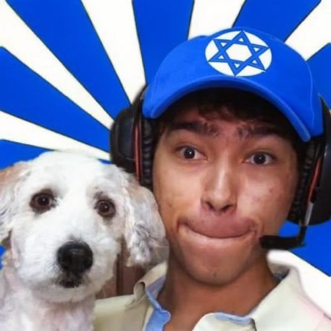 TacueBernal's tweet photo. @dufybufy @umadoshihanoiro @PearlteaRizzy Are u going to cry? https://t.co/k0kBQ4lbcr