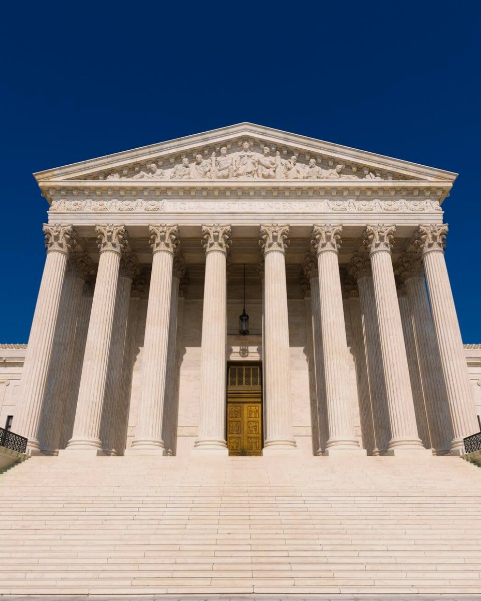 HRC's tweet photo. BREAKING: In a new book, Supreme Court Justice Alito says the court's landmark decision extending marriage rights was "perhaps the decisive point in our nation's turn against religious liberty."

This election, we’ll make sure that who we love is never again up for debate. https://t.co/dTL16LKvLm