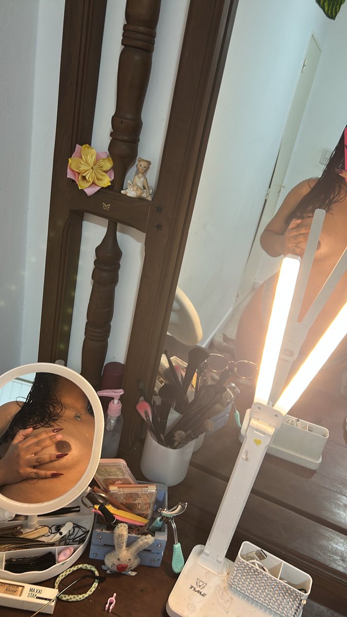 milanesita400's tweet photo. holi papiis
les dejo unash fotitos recien salidita de la bañela💕🤭 https://t.co/DYSsMGfE2Y