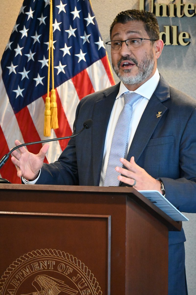 DEATAMPA's tweet photo. DEA Special Agent in Charge Daniel Escobar, Tampa Field Division, speaks at a press conference to highlight an @HSTaskForce operation between DEA and @HCSOSheriff Three kilograms of fentanyl and 14 firearms were seized, in addition to cocaine and methamphetamine. @DEAHQ @TheJusticeDept #HSTF