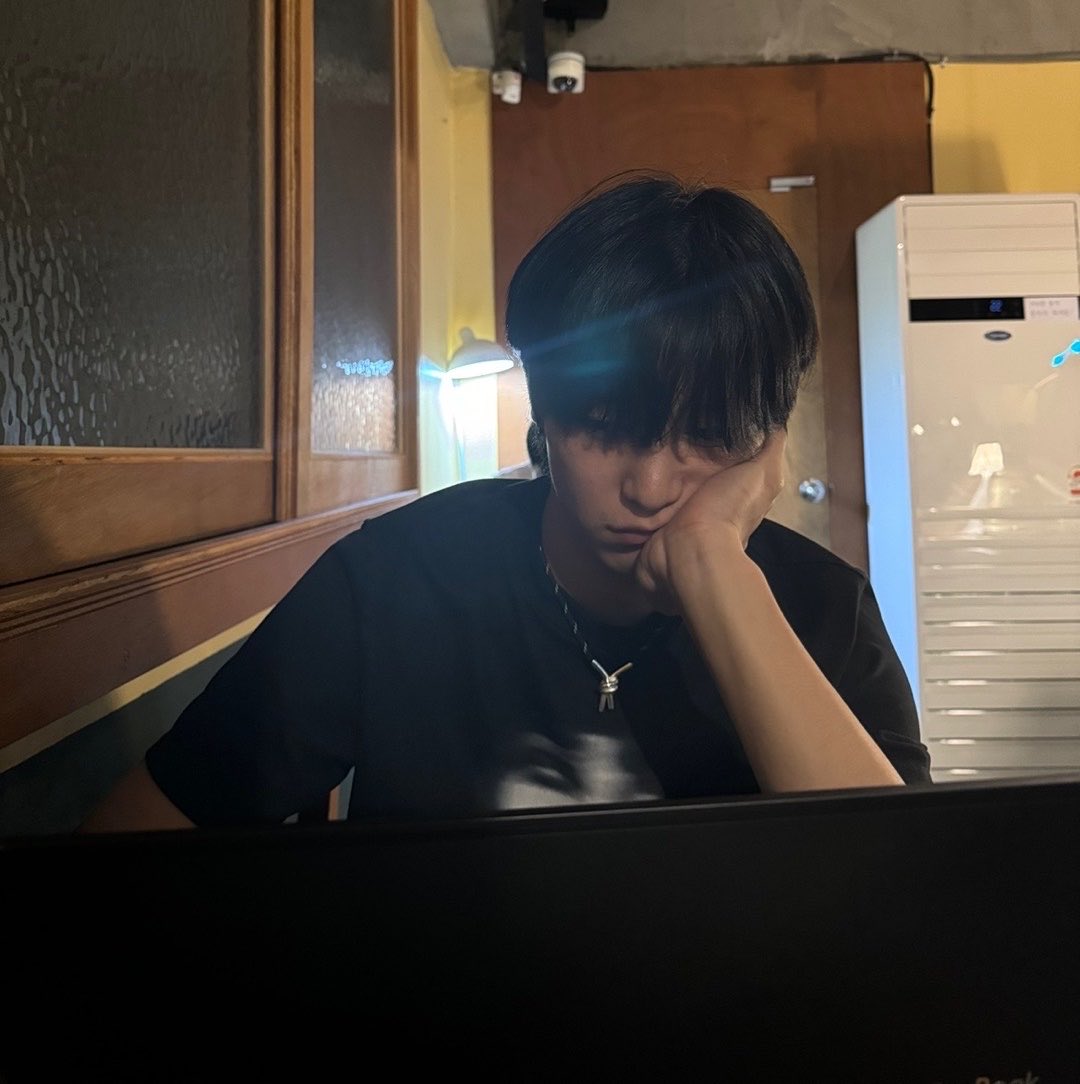 kittenzuyo's tweet photo. #menow https://t.co/kMCNSXkVSm