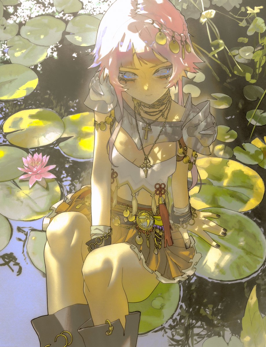 vinneart's tweet photo. sunlight and lily pads https://t.co/OkbeGl8PIc