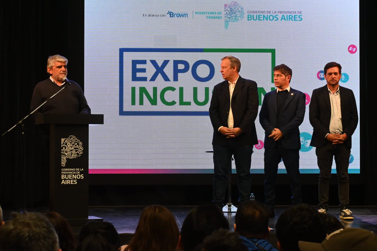TrabajoPBA's tweet photo. #AlmiranteBrown El ministro, @waltercorreaok, inauguró junto al gobernador @Kicillofok, el vicepresidente de la @HCDiputadosBA, Mariano Cascallares, y el intendente, Juan José Fabiani, la Expo Inclusión, destinada a promover el acceso al trabajo de las personas con discapacidad. https://t.co/fPzLBpHRRH