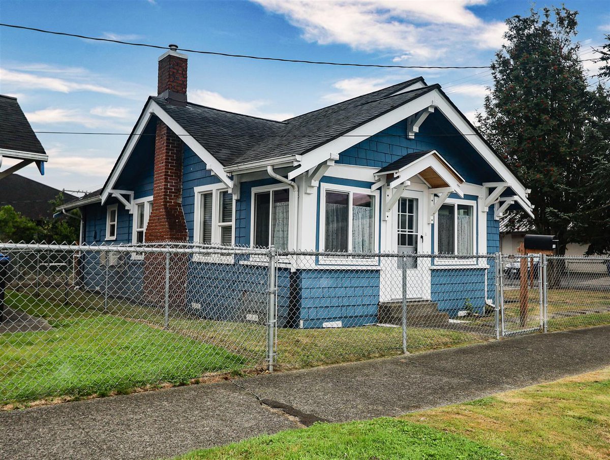 GreningerHarley's tweet photo. If you're looking for a new home in Aberdeen, we have you covered. Check this beautiful home out!

#PremierRealty #AberdeenWA #RealEstate #Graysharbor https://t.co/CW7YTu9e6a