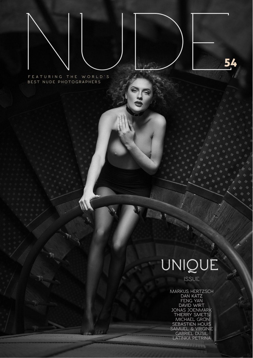 MarcBoilyPhoto's tweet photo. NUDE Nº54: Unique 🤍
On the cover: Magdalena Szczepańska, by Markus Hertzsch.
A spiral staircase, a choker and a stare that holds.
Every format, digital and print:
https://t.co/hSQfFJH4Tz
#FineArtNude #ArtNude #NUDEMagazine https://t.co/FNChktrbgU