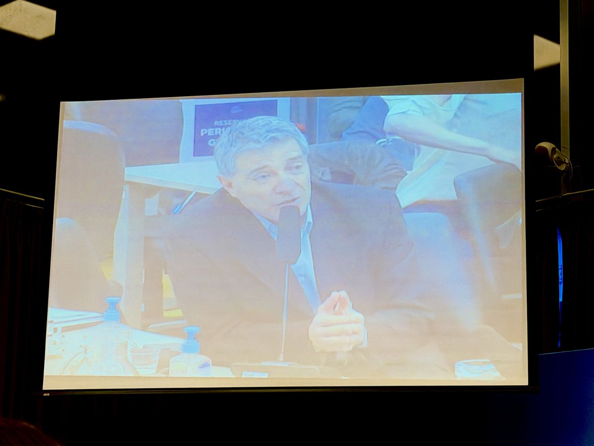 tronco's tweet photo. El diputado Giordano, que jura por Palestina y ni siquiera canta el Himno Nacional, habla de patria y soberanía. https://t.co/FRlpYAIAjL