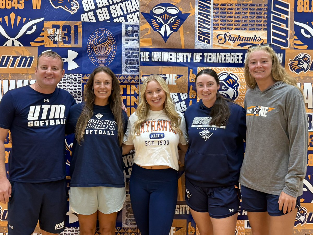 Payton_Renee27's tweet photo. Back down in Martin for my official! I’m blessed to have found my home with so many amazing people. I can’t wait for next fall💙🧡 @UnityPirillo @ChelseaEFarmer @UTM_DFarmer @AlliRobinson2 @AvaryMakarewicz https://t.co/HiU9Dh7tPR