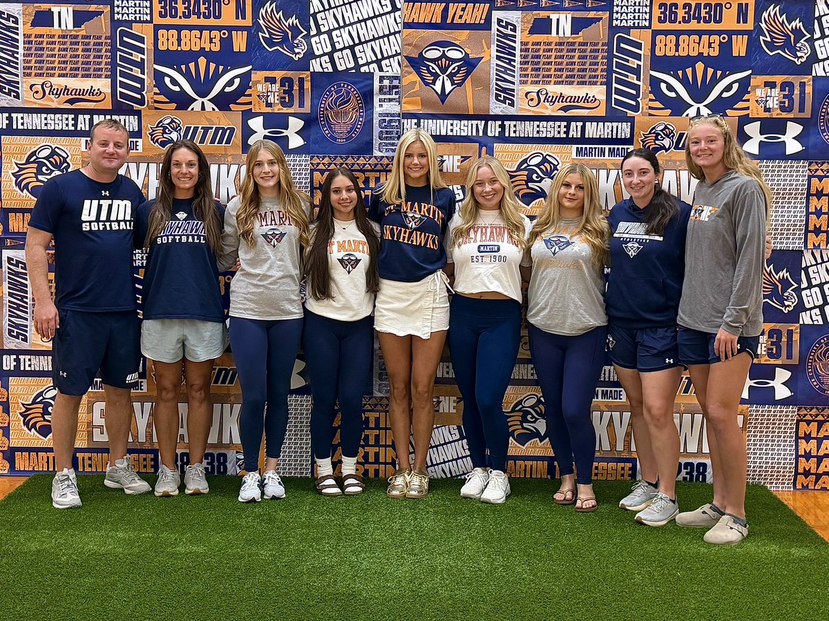 Payton_Renee27's tweet photo. Back down in Martin for my official! I’m blessed to have found my home with so many amazing people. I can’t wait for next fall💙🧡 @UnityPirillo @ChelseaEFarmer @UTM_DFarmer @AlliRobinson2 @AvaryMakarewicz https://t.co/HiU9Dh7tPR