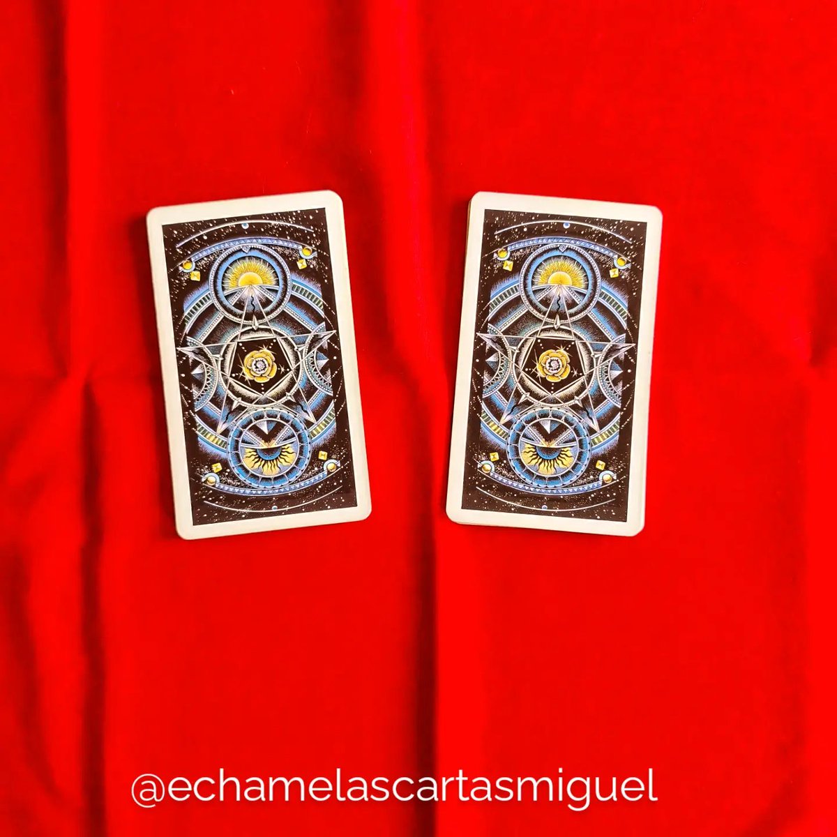 echamelascarta's tweet photo. #TIRADA TRIMESTRAL
El pasado jueves empezamos el último #trimestre del año y para ver qué nos deparan estos últimos tres meses os dejo a continuación una tirada general de #tarot para este #sprint final de 2026 😉.
#tarotista #rotataroorattoraator
Info 👇 https://t.co/L8BBFqeUVk https://t.co/jxPpVmwDEa