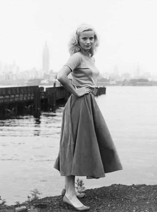 KerryBrown1291's tweet photo. It's with immense sadness that I share the news that Eva Marie Saint has died at the age of 102. A life very well lived, but still extremely upsetting. RIP Eva 😭💔 https://t.co/8X9JjARaMG