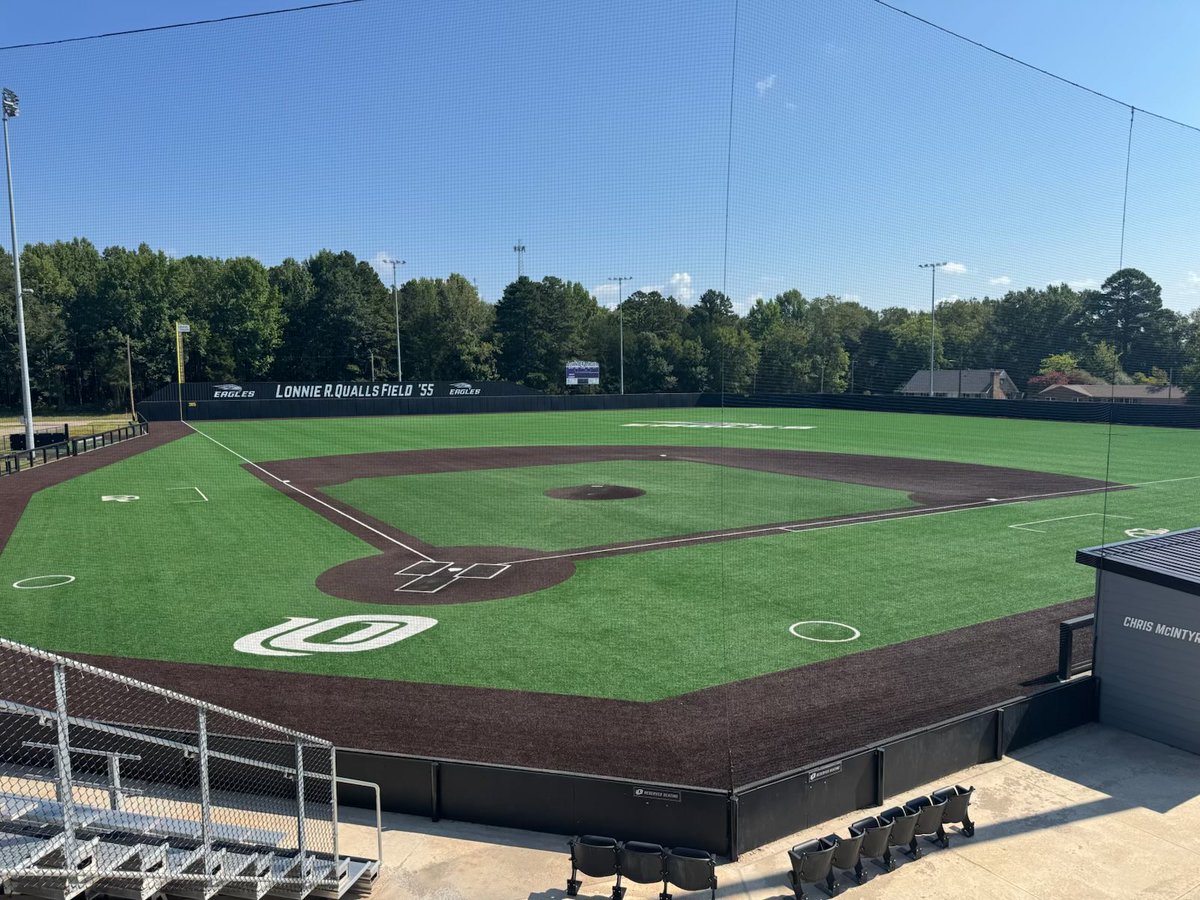 MarshallOwens9's tweet photo. Still a couple of days left to sign up for our prospect camp on October 11th! Come out and showcase your skills in front of our coaching staff!

https://t.co/6NkRHWvTPu https://t.co/Sj7gmIgpXE