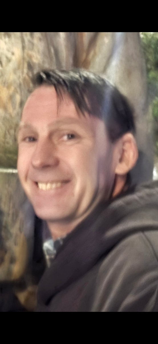 wat4ume's tweet photo. @itsscarlett60 How younger of a man would date?. https://t.co/PIK9BdqWjx