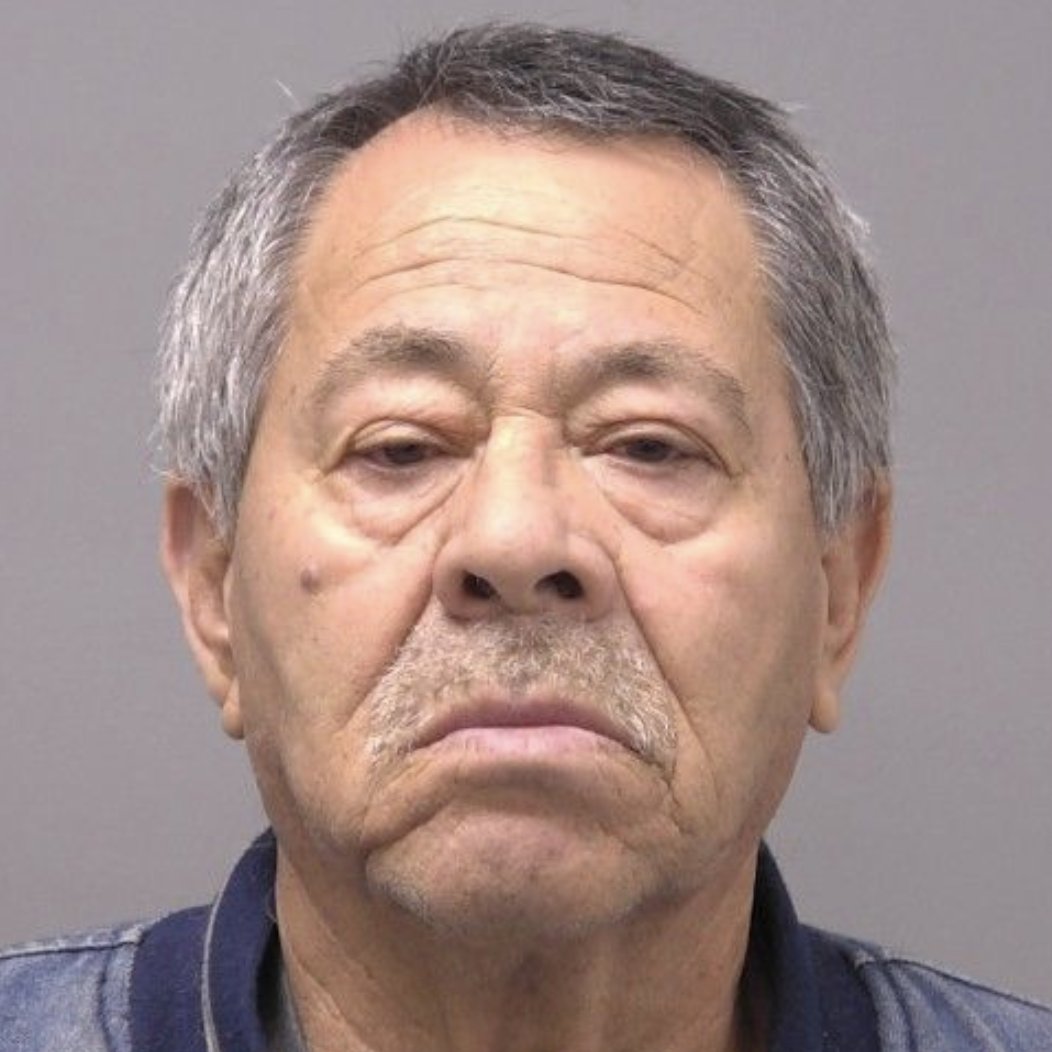 libsoftiktok's tweet photo. Illegal alien in Kansas GUILTY of using a DEAD AMERICAN'S identity to steal over $200K worth of SNAP, Medicaid, and Social Security benefits.

His name: Simon Flores-Torres

The American taxpayer is being ROBBED. This is just one among many. https://t.co/WWez9BhyLk