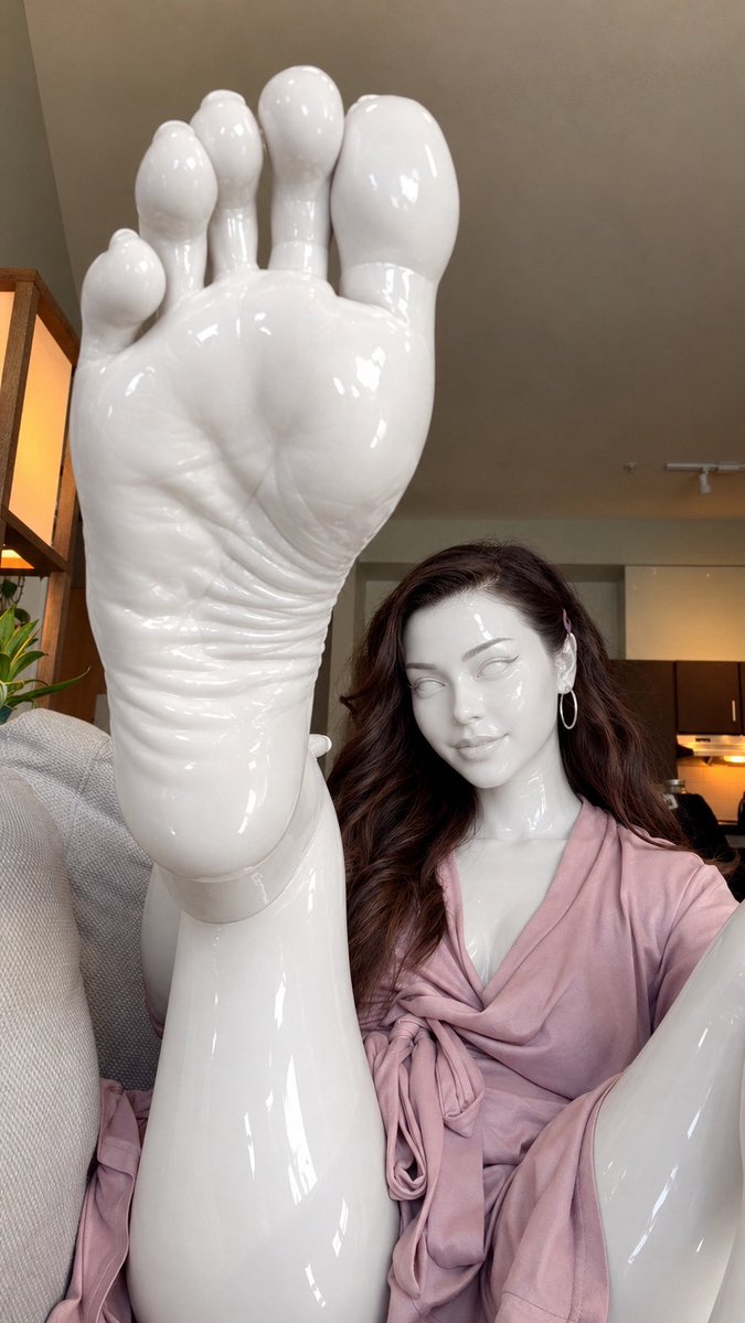 DeFeetedEdits's tweet photo. Censored Edits

Finally, thank me for making it safe for you to look at @lehlanichan’s perfect soles, Beta 🖕

#censored #betasafe #footfetısh https://t.co/IKBW9Tn3t5