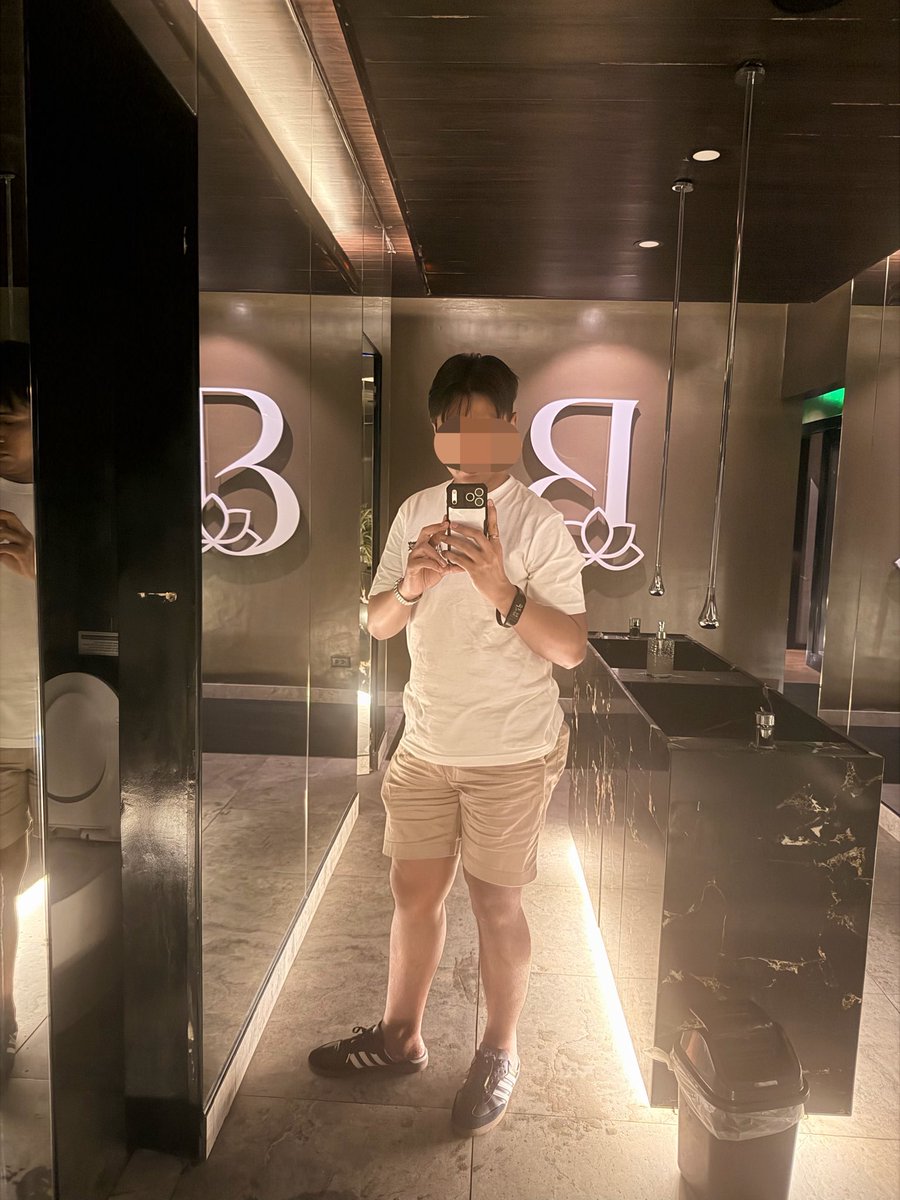 itsyourjc22's tweet photo. 100626

Thank You, Thera Adam, for the relaxing massage. 1 month lang di nakavisit may pa communal shower na agad  sa labas ng dry and steam , tama yan lagi kc busy and mahaba pila dun sa private shower, bakit kaya?? Ems 🤔 

📍B by @27shawspa #locker23 https://t.co/cwJ6d9mZl3