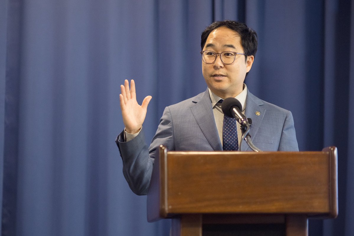 SenatorAndyKim's tweet photo. When it comes to care in this country, the status quo is not working. That's why I introduced MediKids, guaranteed healthcare for every child in America.
 
It was great to join healthcare experts, advocates, and policymakers at the @SIEPR Forum to discuss my vision for the future of healthcare and how we push forward a universal care agenda that takes care of our kids, seniors, and everyone in between.