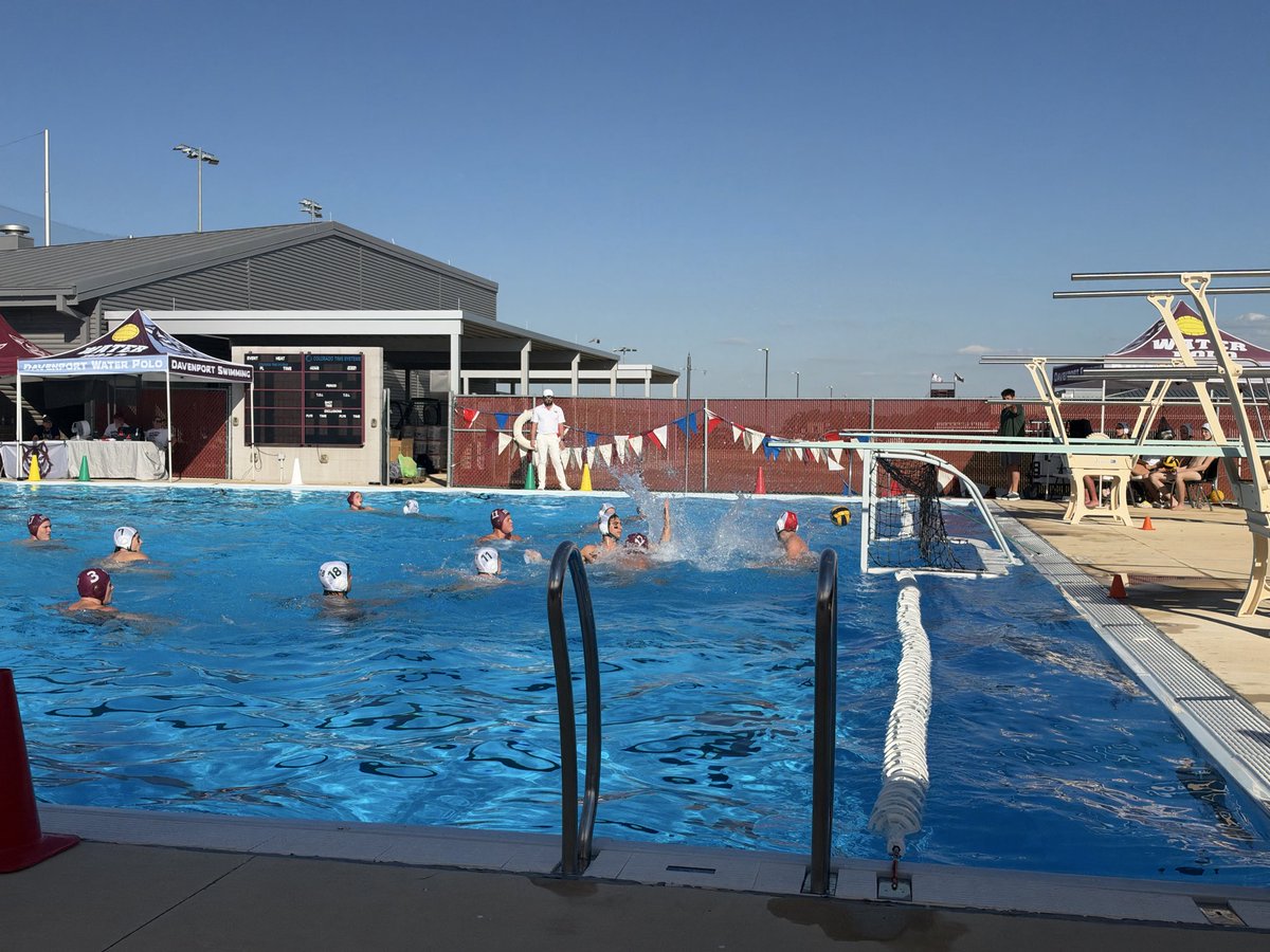 JanelleMulk3y's tweet photo. Water Polo playoffs let’s go Wolves @DavenportWolves @dhs_looney https://t.co/T3vxf2VRIs
