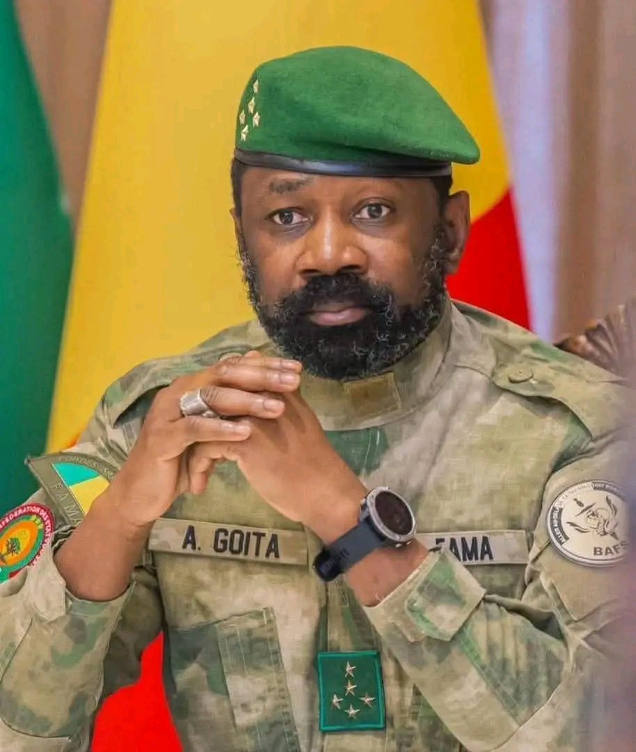 secmxx's tweet photo. General Assimi Goita of mali 🇲🇱..... 🙏 🙏 🙏 🙏 https://t.co/f8CVNNMgDw