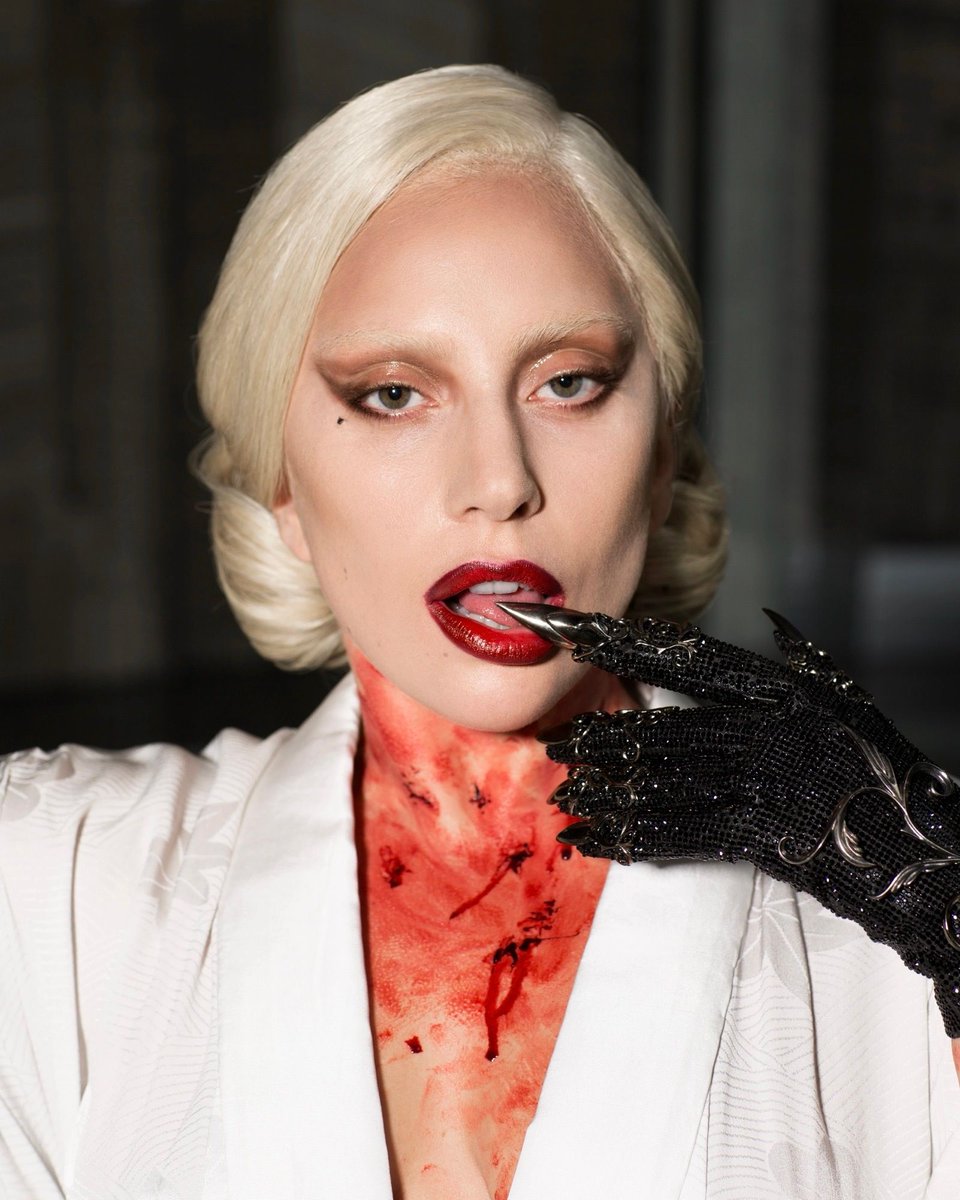 ladygaganownet's tweet photo. 11 years ago today, the first episode of ‘American Horror Story: Hotel’ aired on FX. 

The series featured Lady Gaga in her first leading acting role, earning her a Golden Globe for Best Actress in a Miniseries. https://t.co/1h0dCnjG0v