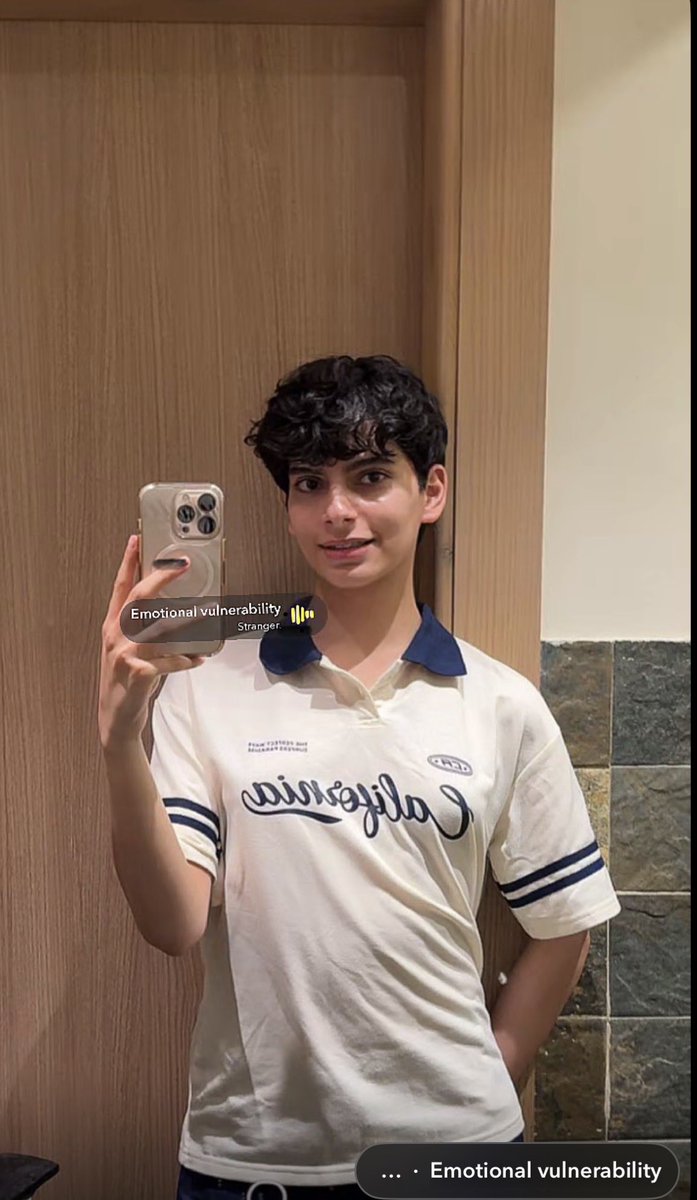 pivsi13's tweet photo. احسه مناسب لها وبىٍشرمطها 😵‍💫😭 https://t.co/eJvqvP5RVz