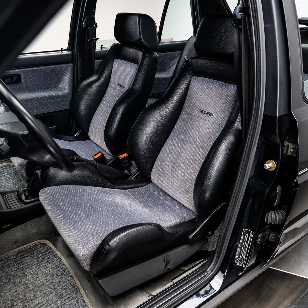 Bringatrailer's tweet photo. Sportier than a regular Jetta with an exclusive color!

https://t.co/hLxVziulxe https://t.co/zq5LoSZat2