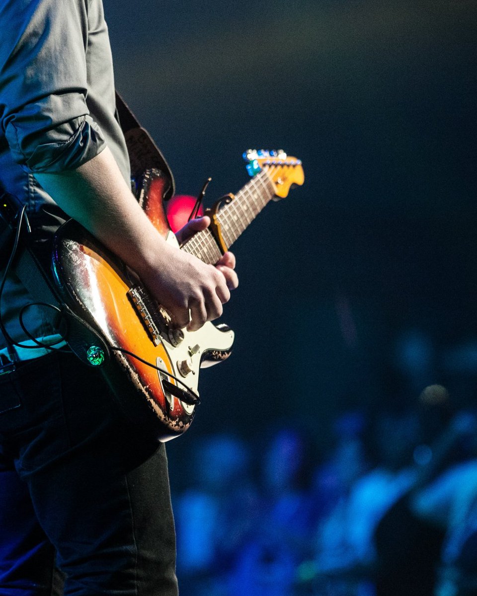 FairfieldKodak's tweet photo. Zac Brown Band returns to Food City Center on October 8 with Grace Potter! Get ready for a night of live #music and big #energy. Still need a place to stay? Fairfield Inn & Suites still has #rooms available. https://t.co/qg5iCYuoBt https://t.co/sBX2Bh2Y5o