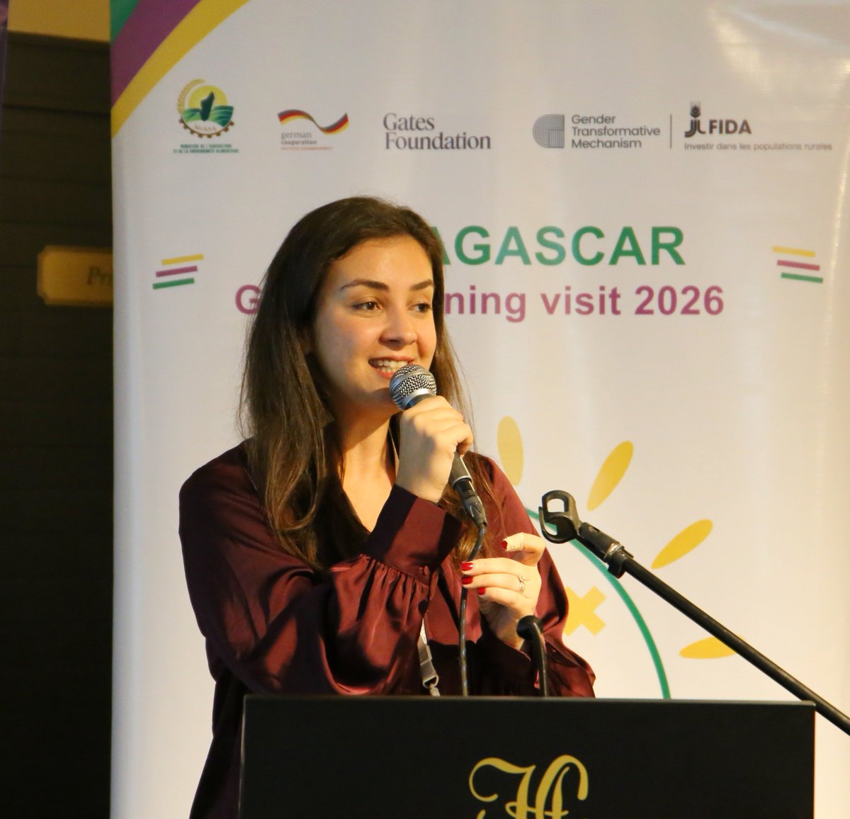 progrFIDAMada's tweet photo. À #Madagascar, @leFIDA à travers le #GTM accueille les participants de 7 pays pour une visite d’apprentissage autour du GALS/#GALS+ 🇧🇯 🇧🇫 🇧🇮 🇰🇲 🇲🇬 🇹🇩 🇹🇬
☑️apprendre, partager et s’inspirer de l’expérience pour adapter aux différents contextes
#GenderEquality #WomenEmpowerment https://t.co/7q34i8UPnV