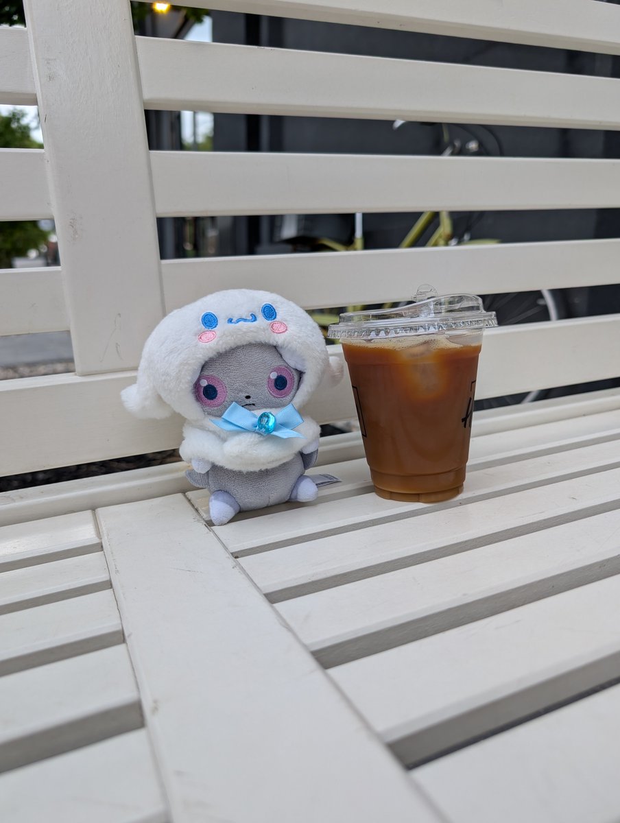 espurr_eats's tweet photo. ☕️🪑 https://t.co/z9jmYtfhFP