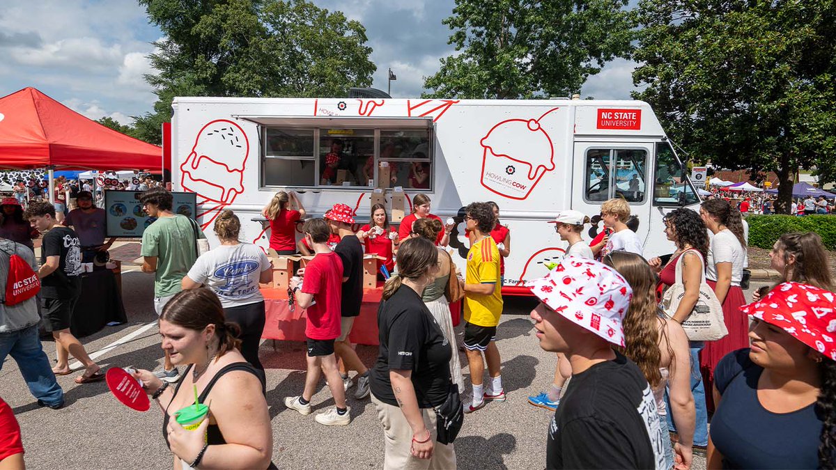 NCState's tweet photo. The MooMobile is taking Howling Cow ice cream on the move. 🛞💨

"I believe that our mission of teaching, research and extension will be strengthened by being able to get off the farm," said Carl Hollifield, director of Dairy Enterprise Systems.

Read: https://t.co/trR10DVrmi https://t.co/EOtsR78ffC
