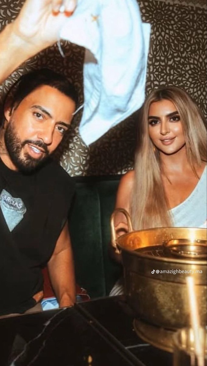 k24yfx's tweet photo. @ABA19__ @Sl6Here إذا هذي شيختكم كل يوم تدور رْب إفريقي كيف امك و خواتك يبن القحبة يا دىيوث https://t.co/jKCob2doSF