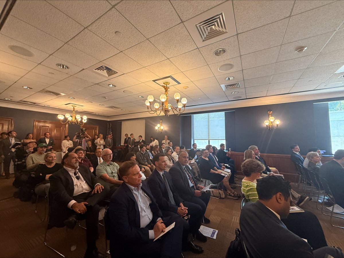 WSWDC's tweet photo. WSW proudly supported @BreakThruSCI's packed-House briefing on Capitol Hill on accelerating innovation in spinal cord injury treatment and advancing patient-informed regulatory pathways through collaboration among patients, researchers, regulators, innovators, and policymakers https://t.co/YM9G0erij5