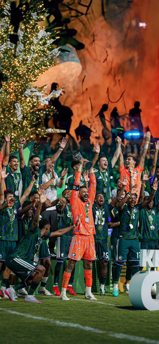 5aledz_'s tweet photo. أبطااااااال كأس الخليج 2026 🇸🇦🏆💚💚💚💚
#الاخضر_بطل_الخليج https://t.co/vnkMebqBqn