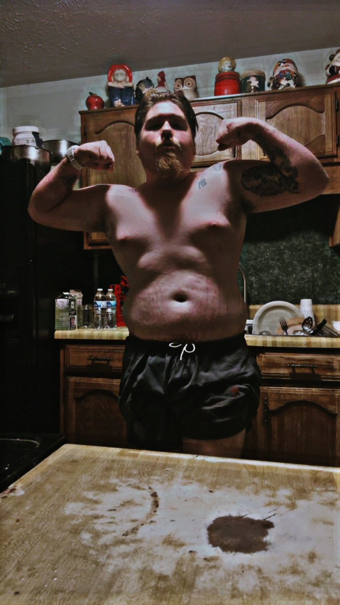 hotrodlee2003's tweet photo. Come get daddy’s cock😈 https://t.co/hqQDq97UXY