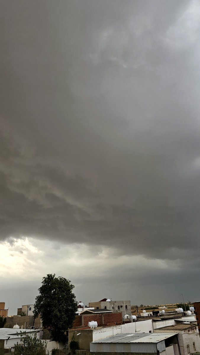 ttom772's tweet photo. سبحان الله 😍🌧☁️ https://t.co/LCG1p90xf5