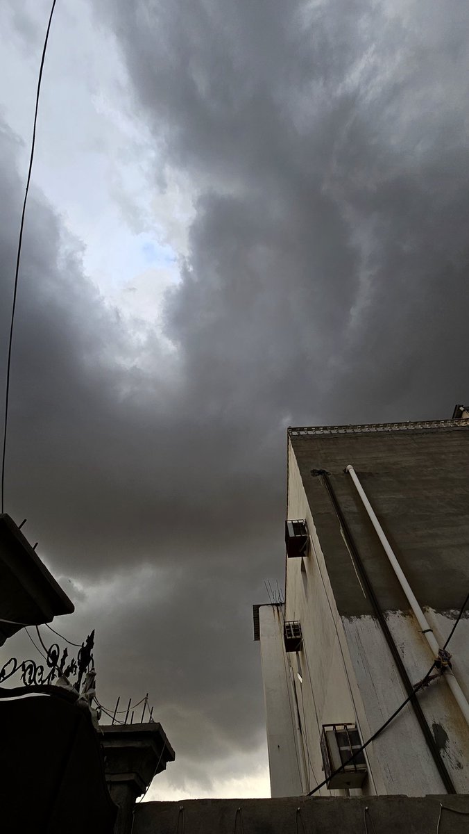 ttom772's tweet photo. سبحان الله 😍🌧☁️ https://t.co/LCG1p90xf5