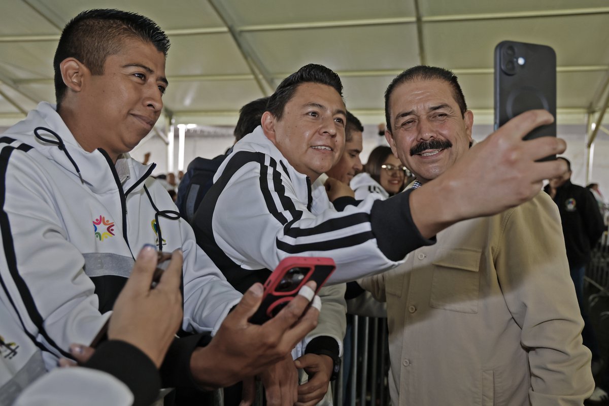 secti_edomex's tweet photo. En este espacio se compartieron acciones y temas relevantes del sector educativo para fortalecer las comunidades de aprendizaje en la región.

#ElPoderDeServir https://t.co/OCK4hSBiDy