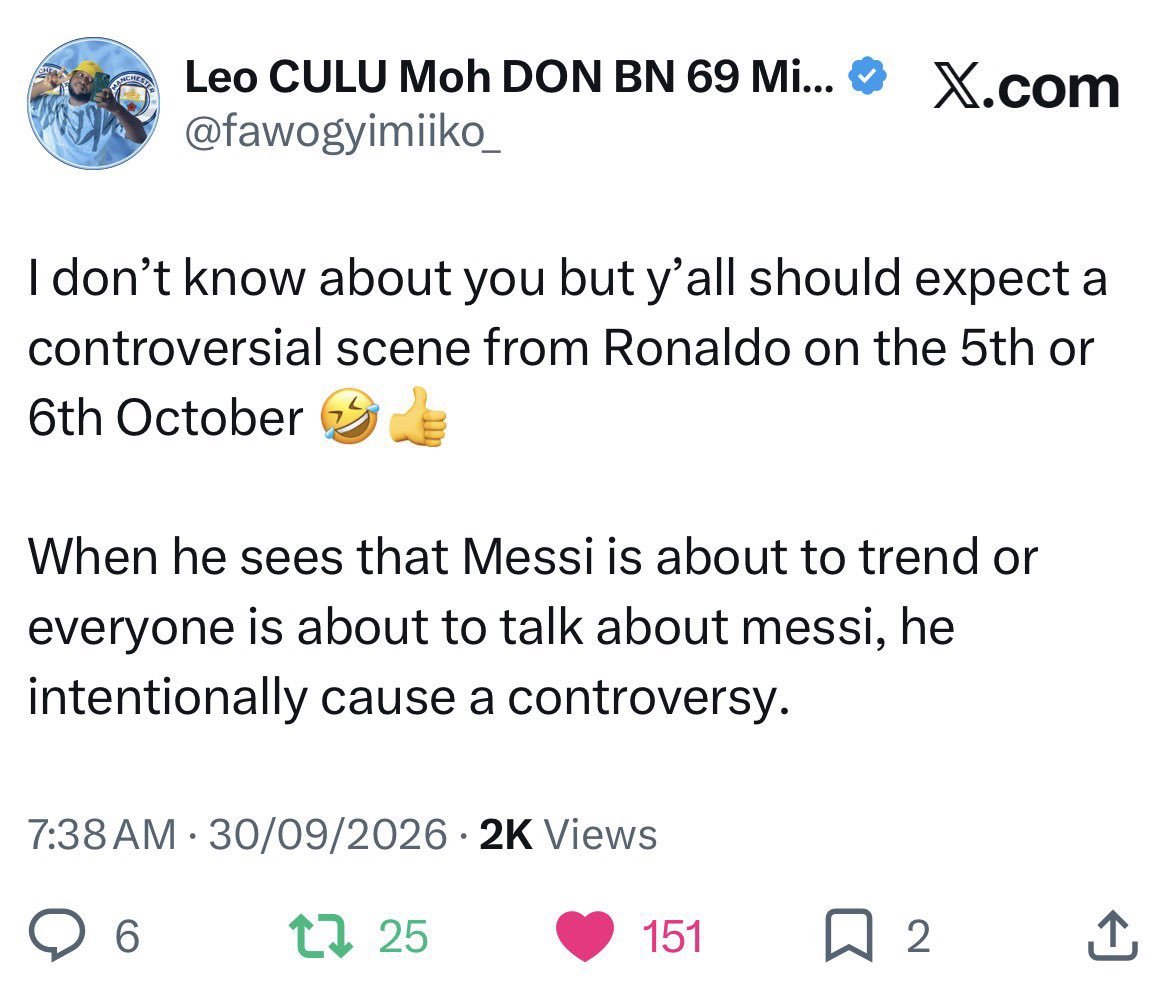 shroudfcb's tweet photo. @Blue_Footy Because he is one attention seeking whore 😂😂😂 https://t.co/QLjIEUGfXB