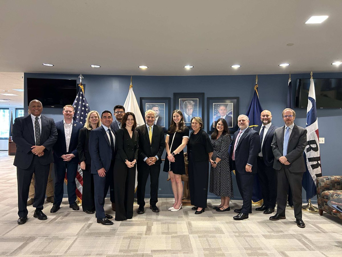 WSWDC's tweet photo. WSW helped @supplychainfed to host a fly-in of SCF members from across the US to meet with Members of Congress and staff, seeking action on Surface Transportation Reauthorization, WRDA, CORCA, and policies to ensure the smooth flow of goods in communities nationwide. https://t.co/NLqD2ys8N9
