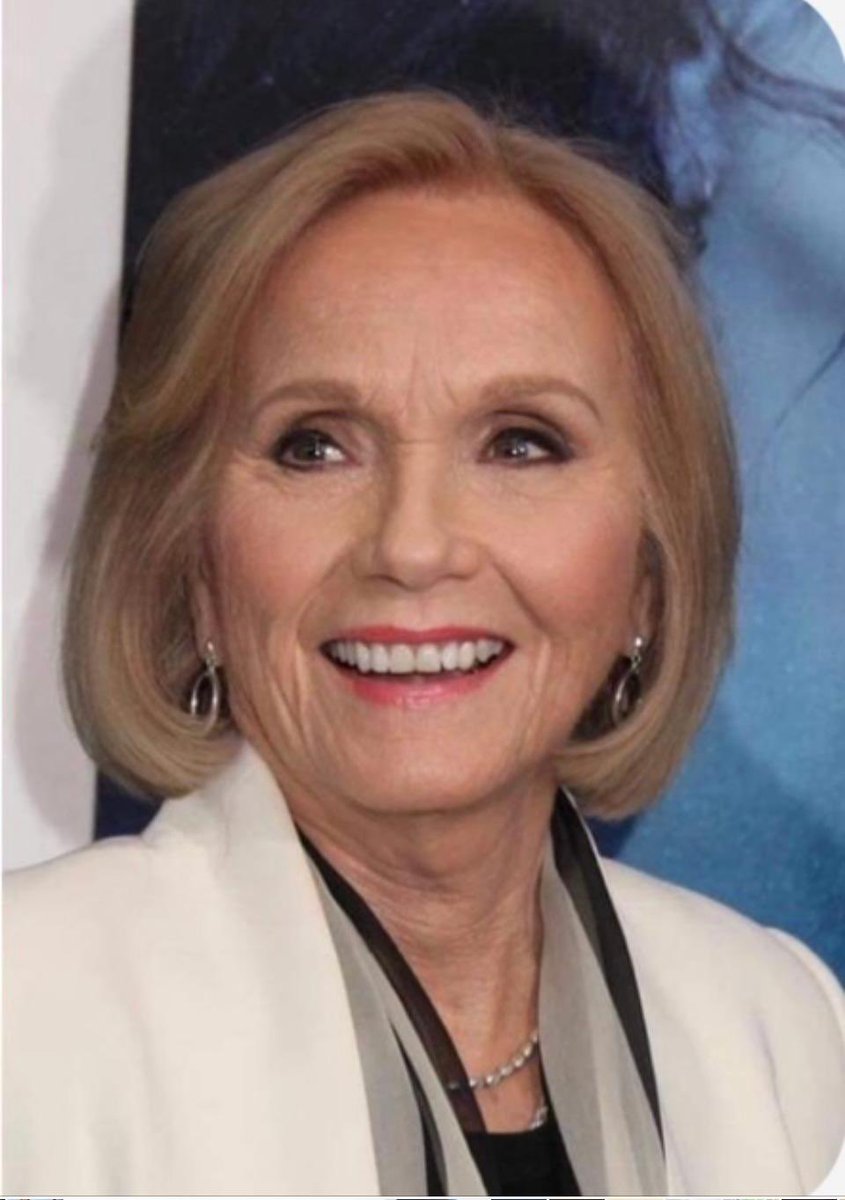 DiscussAvatar's tweet photo. Eva Marie Saint, who did voice work for the elderly Katara in ‘AVATAR: THE LEGEND OF KORRA,’ has sadly passed away aged 102.

Rest in Peace 🕊️ https://t.co/0gpCBQbyUh