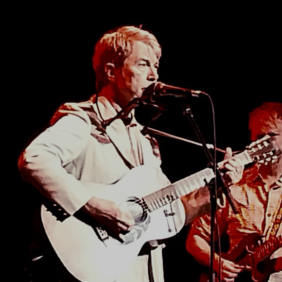 thefamilygrave's tweet photo. A wonderful masterclass in songwriting tonight in Brighton from the fantastic @bathyspheral - 
Magnifiscent performances all round from Bill and the band 🎵😍👏 https://t.co/bpiMJvXXAo