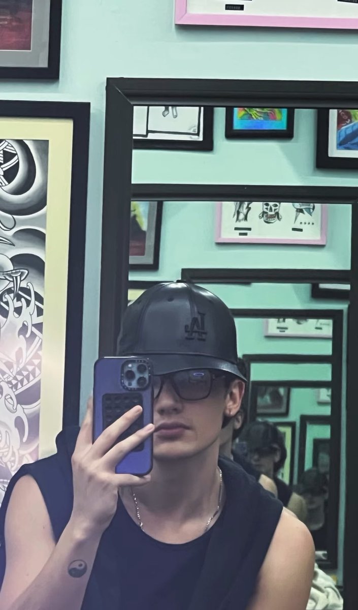 PabloCarnsBR_'s tweet photo. LINDINHO! Pablo via Instagram stories.

ele com óculos e boné >>>>>

⛓️‍💥: https://t.co/2ugig2FJF9

#pablocarns https://t.co/0gms6eZQtO