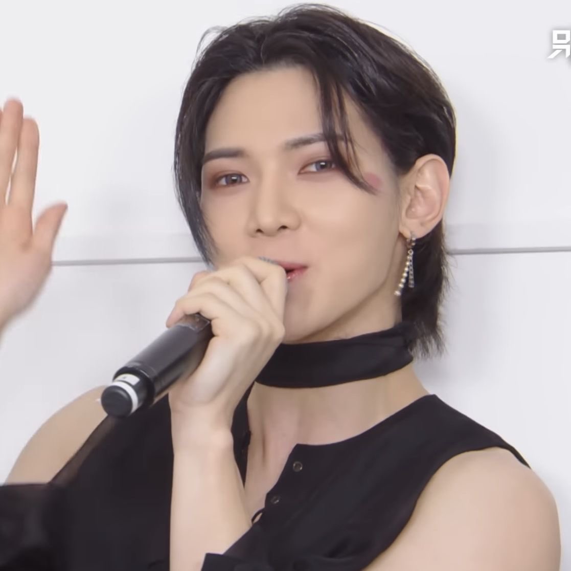 lov4evas's tweet photo. halazia yeosang you will always be famous ♡ https://t.co/zHs1YiJNrc